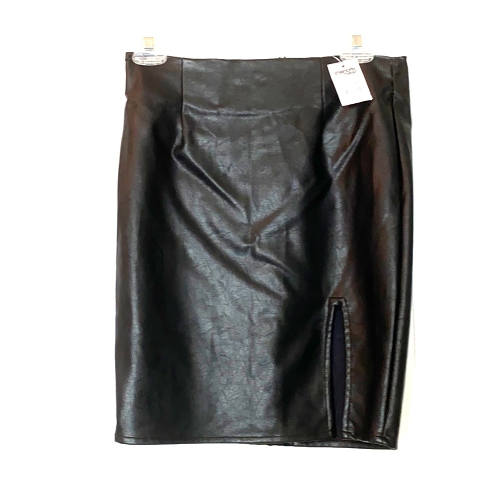 CHARLOTTE RUSSE NWT. faux leather mini skirt